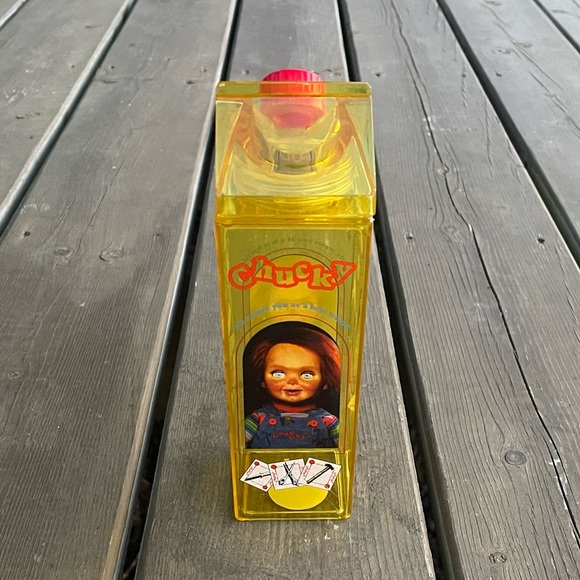 Universal City Studios 2023 Chucky 16 OZ Milk Cartoon Water Bottle - Picture 7 of 16